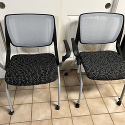 2 HON Motivate Rolling Stacking Chairs Mesh Fabric