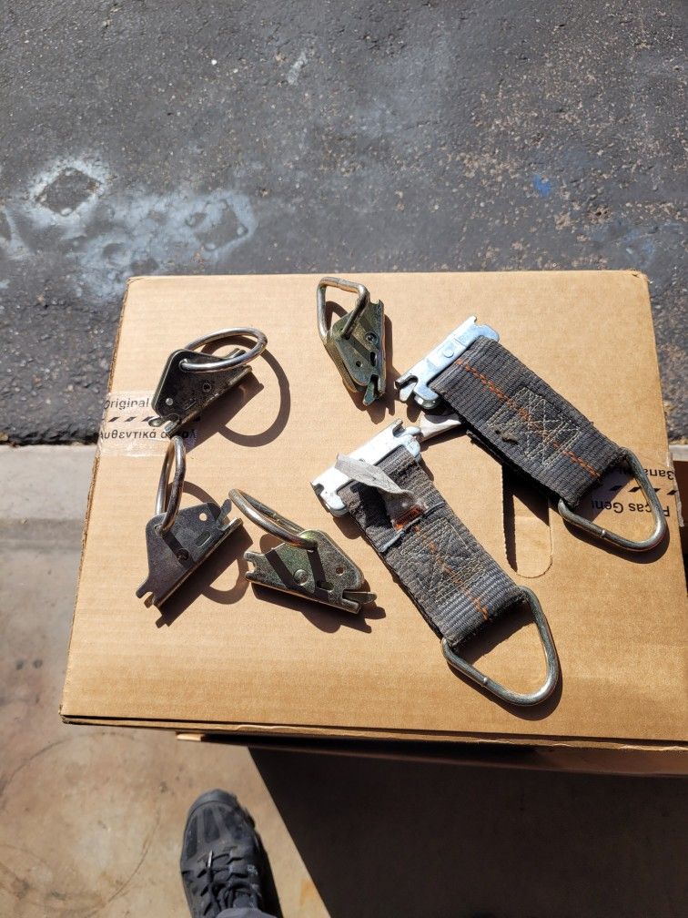 Tie Down Straps