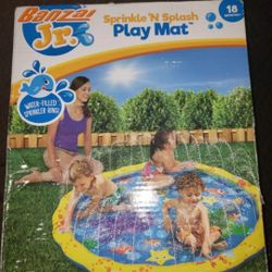 *NEW SPRINKLER AND SPLASH PAD