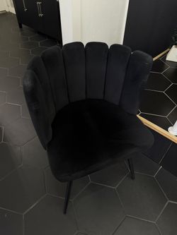 Black Accent Chair/Vanity Chair
