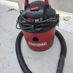 Craftsman Vacuum Cleaner 2.5 Gallon Portable 2.5 Peak HP Wet/Dry 