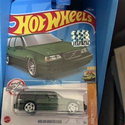 Hot Wheels Volvo 850 Estate HW Wagons