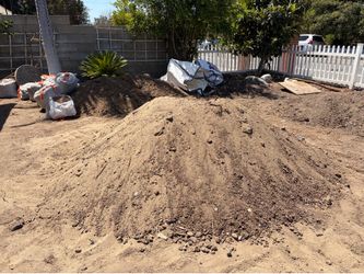 Free clean dirt in Anaheim