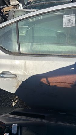 Versa rear door