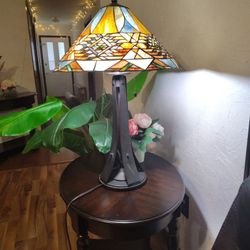 Tiffany-Style Stained Glass Lamp