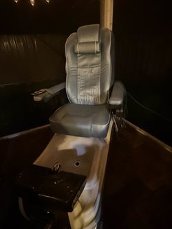 Pedicure massage chair