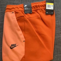 Nike Tech Fleece Pants