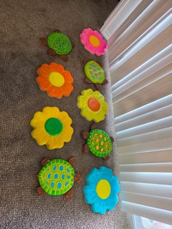 Colorful concreteTurtle and Flower Stepping Stones