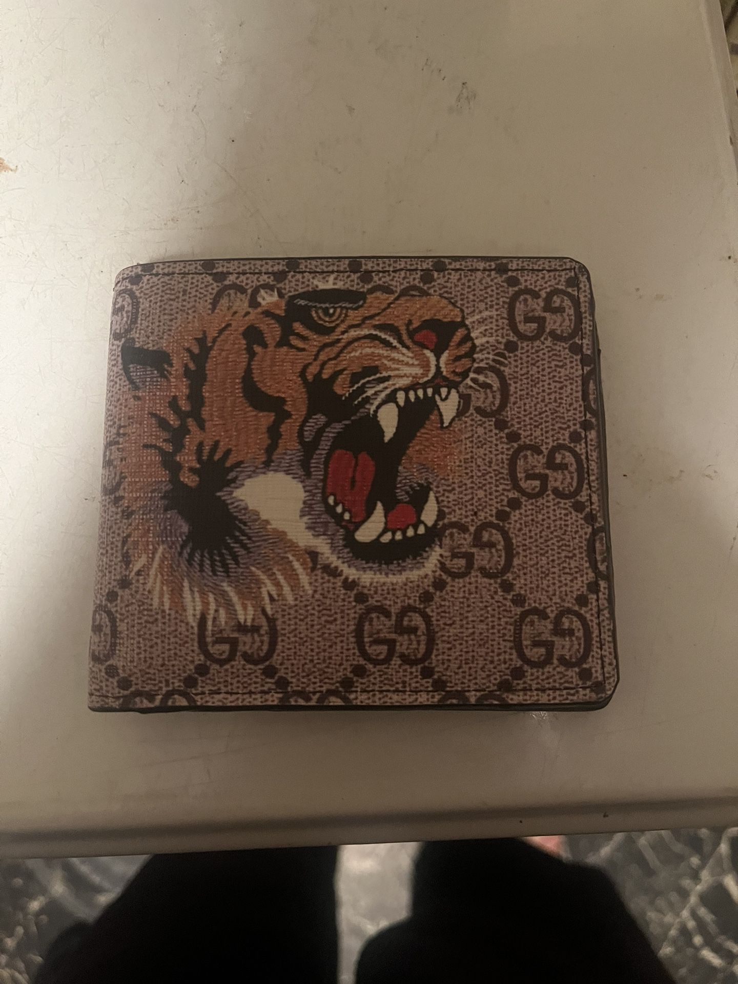 Gucci Bifold Wallet GG Supreme Tiger Beige In Coated Can is