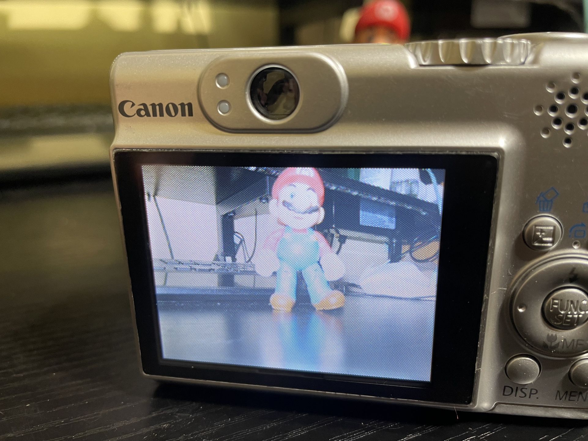 Canon PowerShot A540 6.0 MP 4x Zoom Compact Digital Camera Point 