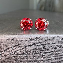 2CT 6.5MM Red Moissanite Solitaire Stud 925 Silver Earrings (screw-backs)