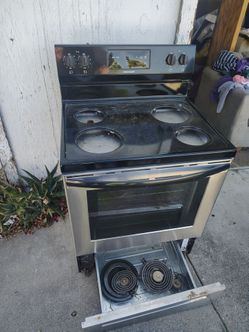 Frigidaire stove