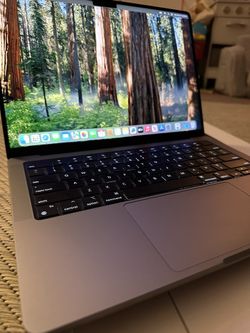 MacBook Pro M2 32gb 512SSD 16 Inch