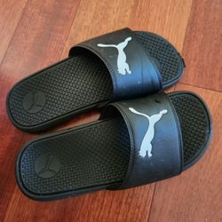 Puma Slides Big Kids Size 5-6