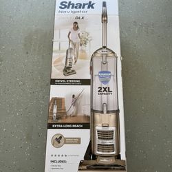 Shark Navigator Swivel New Same Pic 100