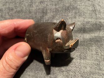 Small Solid dark mcm wooden pig 🐽 🐷 vintage, hand-carved