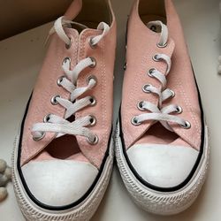 Converse Pink Women’s 9