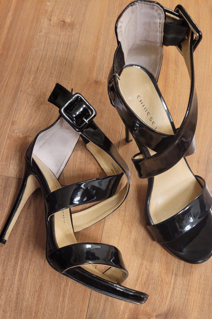 black high heels 