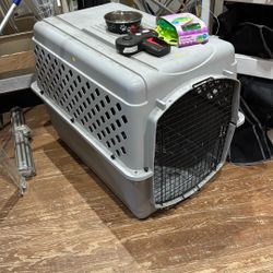 Large Dog Crate/Kennel