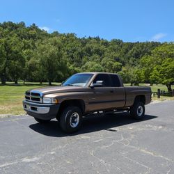 Dodge Ram 2500 Diesel 4x4
