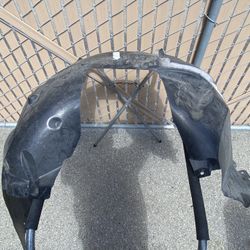 2018,2019,2020,2021,2022 Ford Mustang Front Right Side Fender Liner
