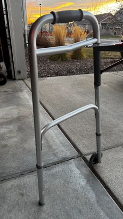 Folding Adjustable Walker – Excellent Condition