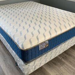 Queen Supreme Ortho Mattress And Boxspring 