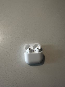 AirPod 4s