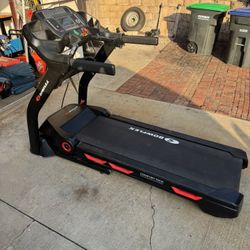 Bowflex BXT116 Treadmill 