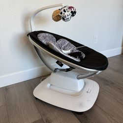 Mamaroo Swing With Infant Insert