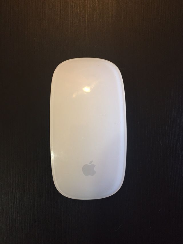 Apple Wireless Magic Mouse Model A1296 3vdc Bluetooth