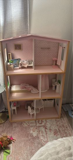 Large doll house