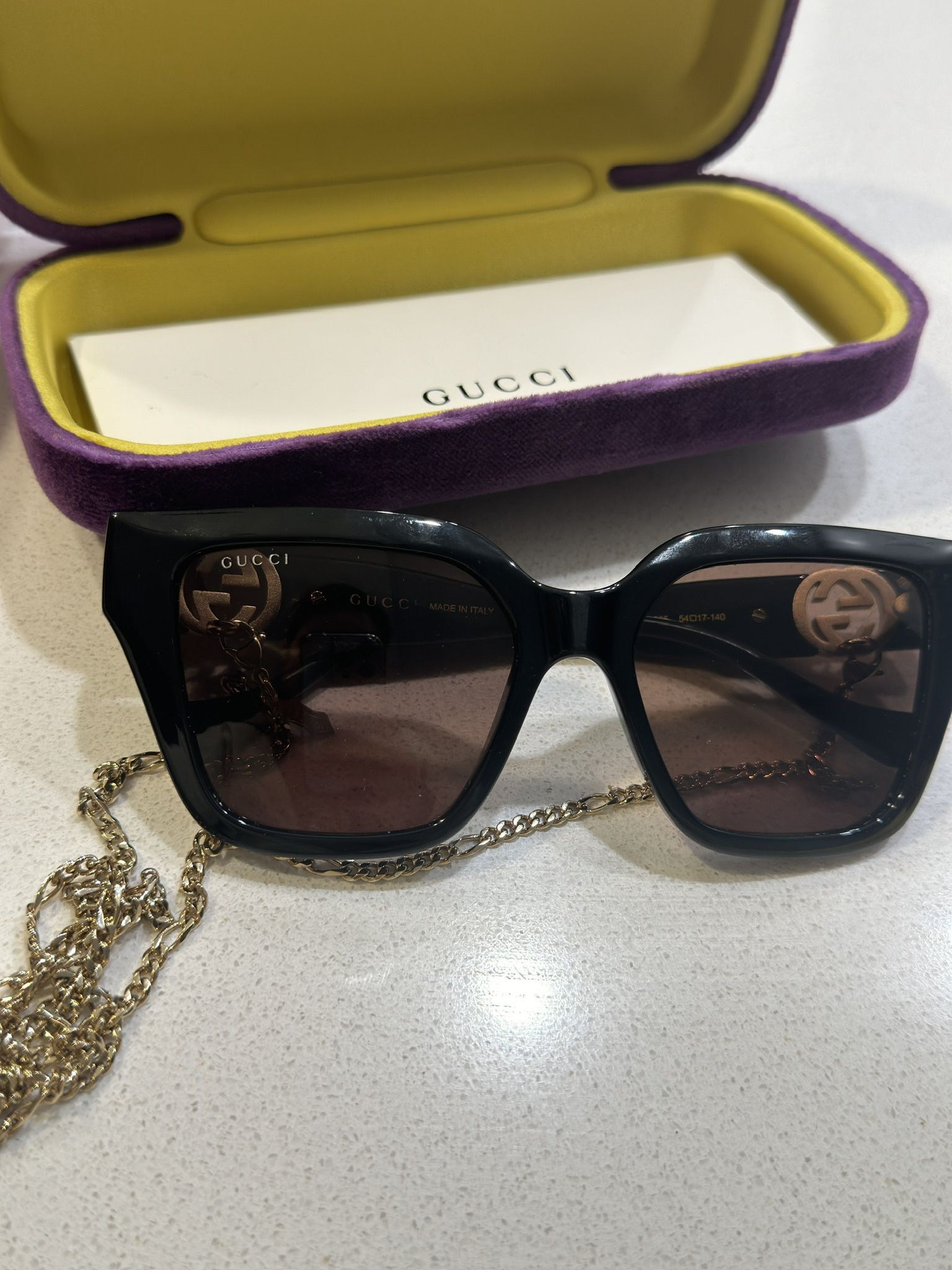 GUCCI