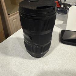 Sigma EF 18-35mm Lens