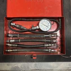 Snap On Compression Gauge Set