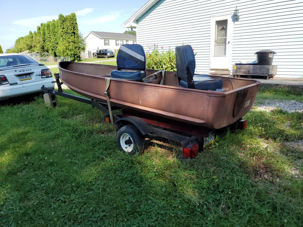 3 seater boat