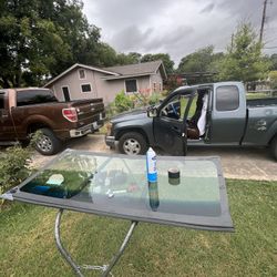 Windshield Replacement 