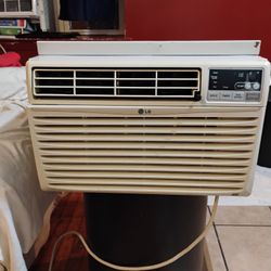 LG Air Conditioner 
