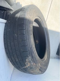 Tire 225 /65 R17