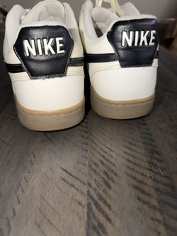 Nike Leather Pre Owned Shoes  Used Normal  Size 12 USA