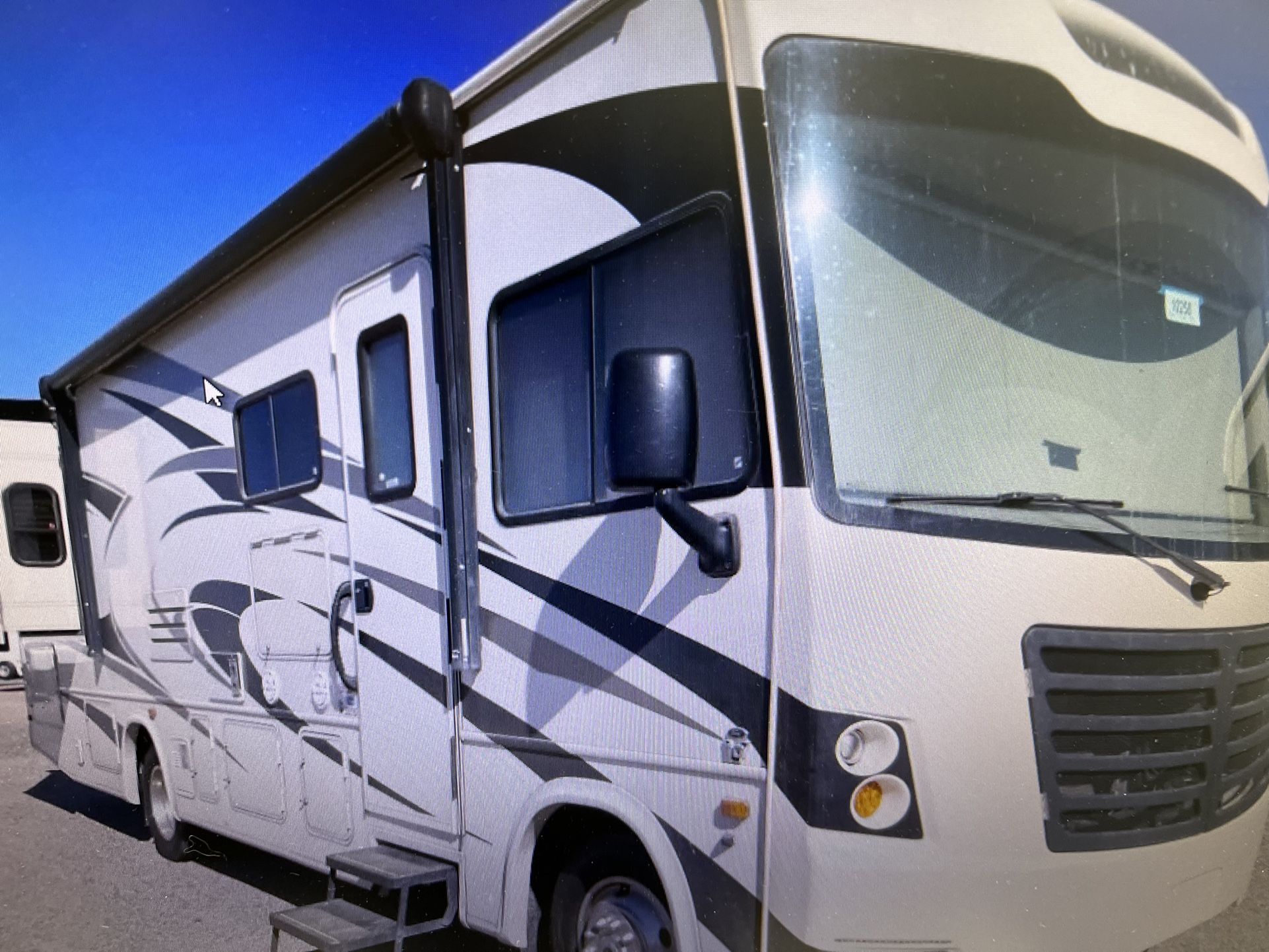 2017 FOREST RIVER FR3 30D
