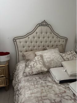 Headboard/baseboard- queen