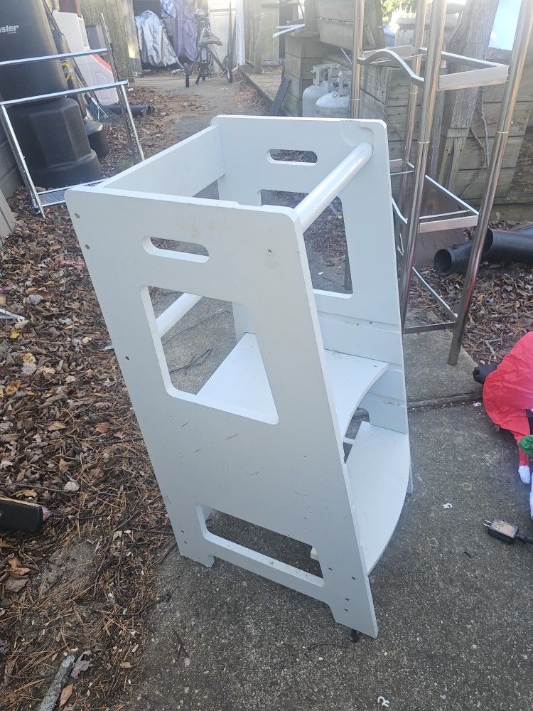 Prices Firm.. Children's Hi Adjustable Kitchen Helper Step Stool