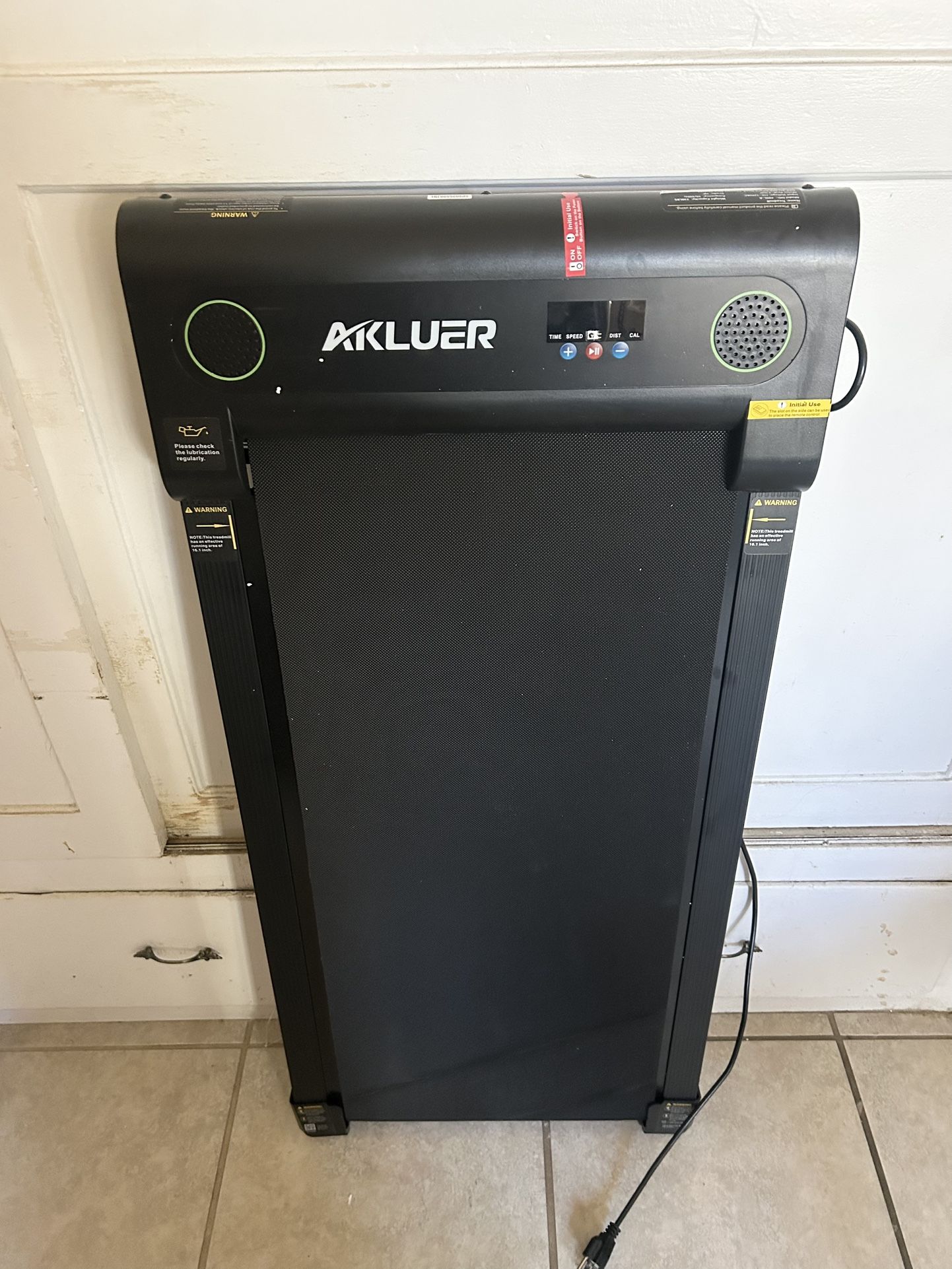 AKLUER Walking Pad Treadmill – Compact & Reliable
