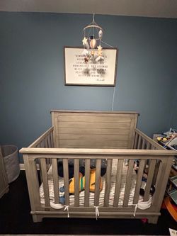 Simmons Kid Crib, Great Condition; Only $40