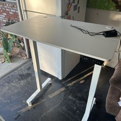 Electric Stand Up Desk - White