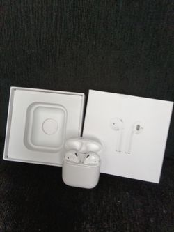 Airpods 2nd Generation Perfect Condition Bluetooth Earbuds S