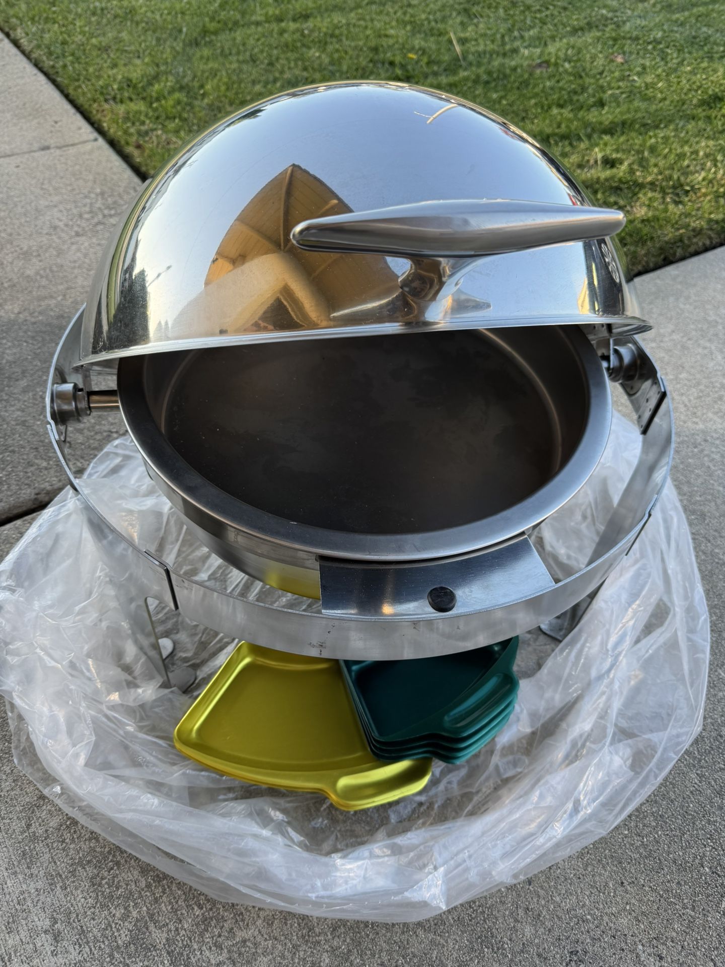 (2) new stainless steel round buffet chafer $60 each
