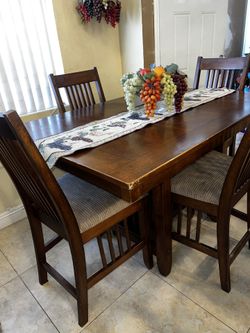 Table Set Wood