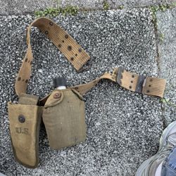 US army belt with canteen and Pouch, rip and belt that can be Sewn
